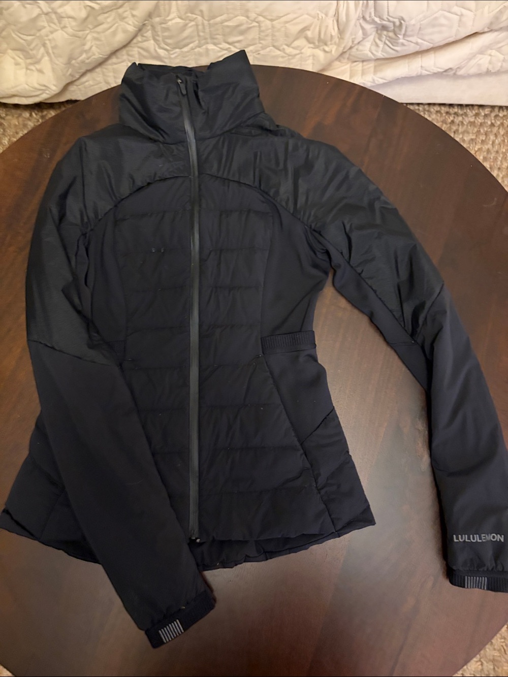 lululemon athletica Women’s Black Quilted Hybrid Jacket